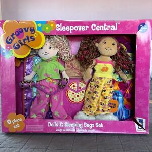 Vintage 2006 Groovy Girls Sleepover Central Dolls & Sleeping Bag Set BRAND NEW